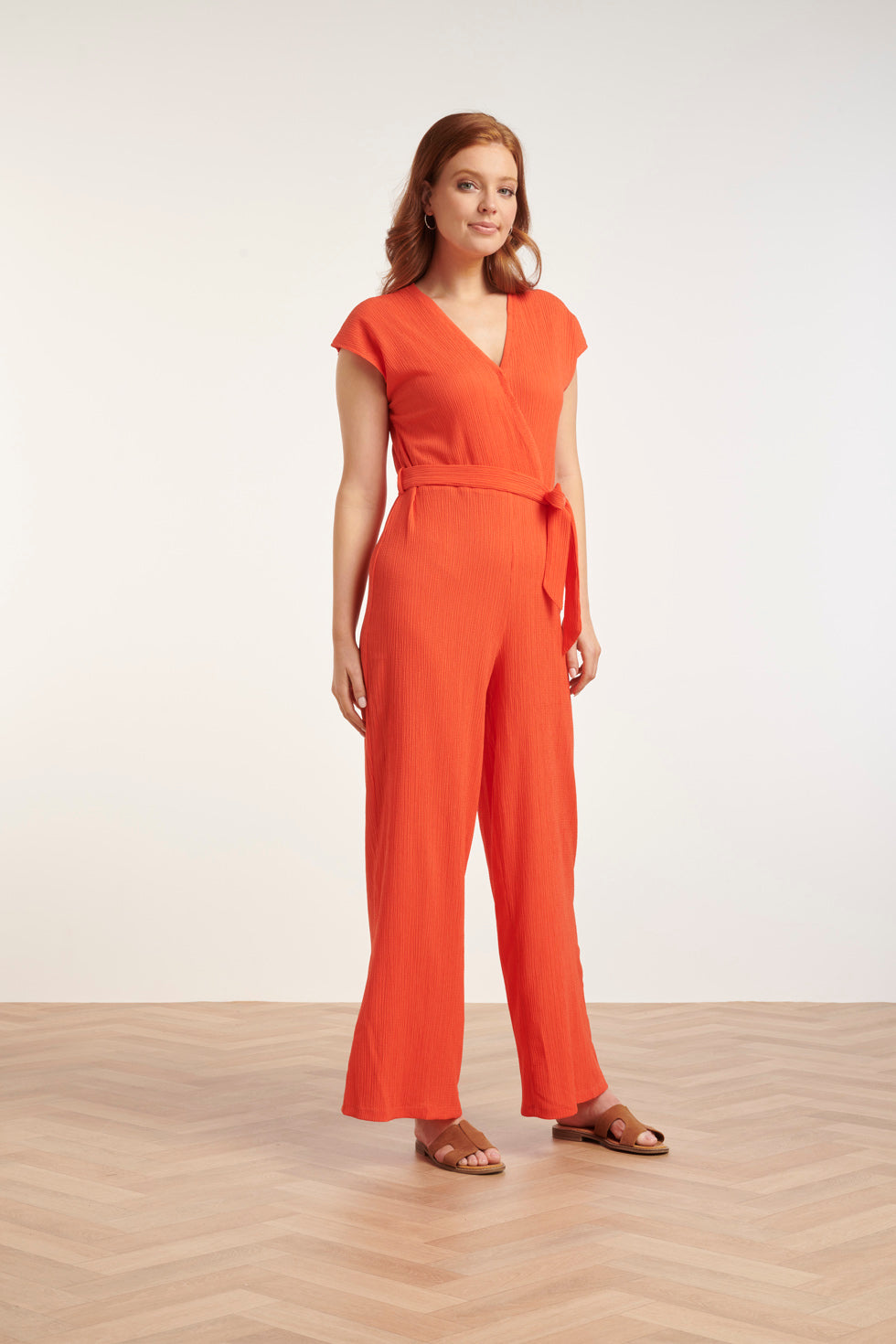 24083 Lange Aansluitende Jumpsuit | Coral