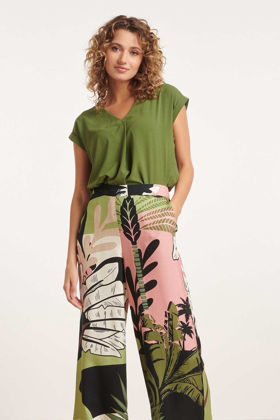 24089 Eenvoudige Losvallende Elegante Topwarm Mos | Army Green