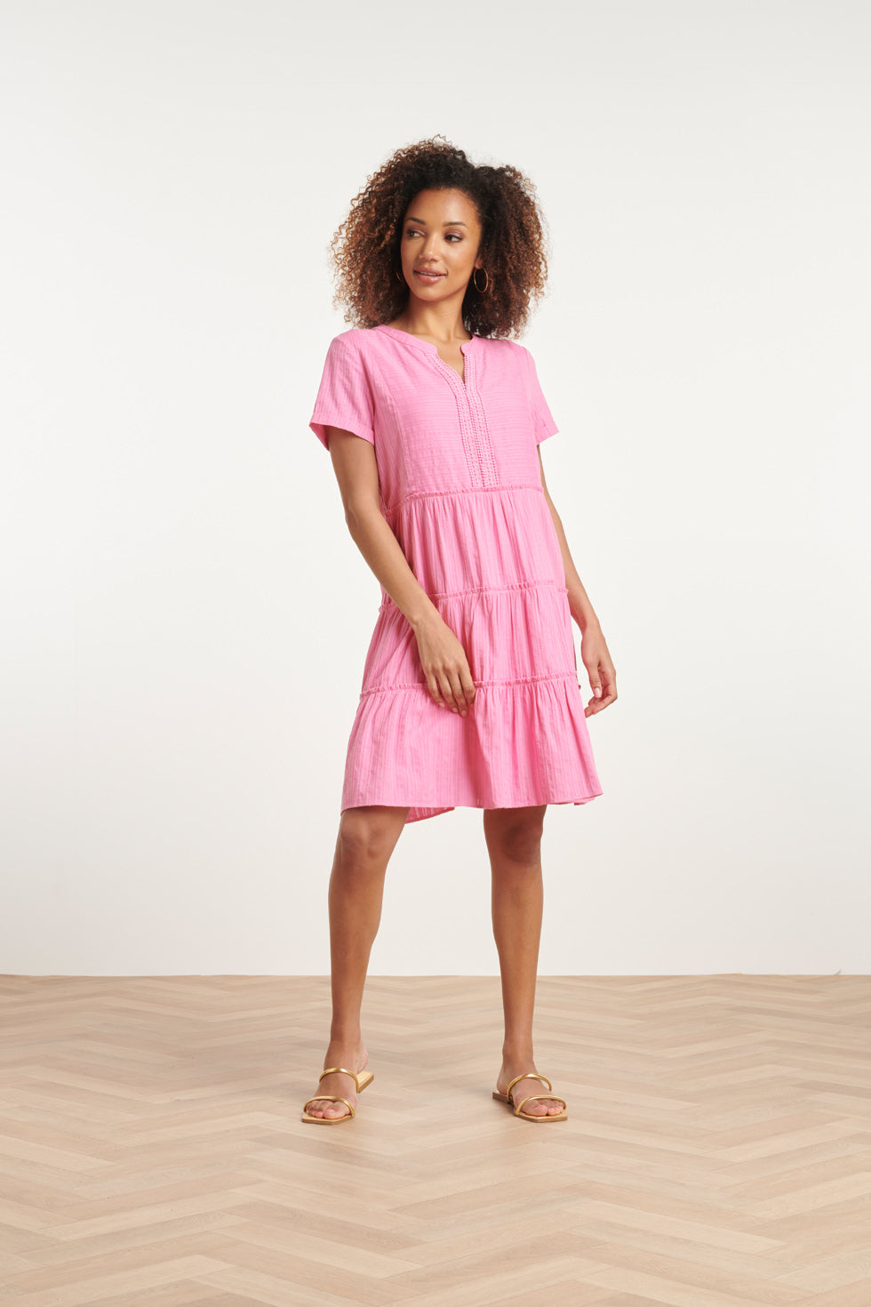 24105 Zomerjurkheldere Licht Tint Met Kantdetails | Pink