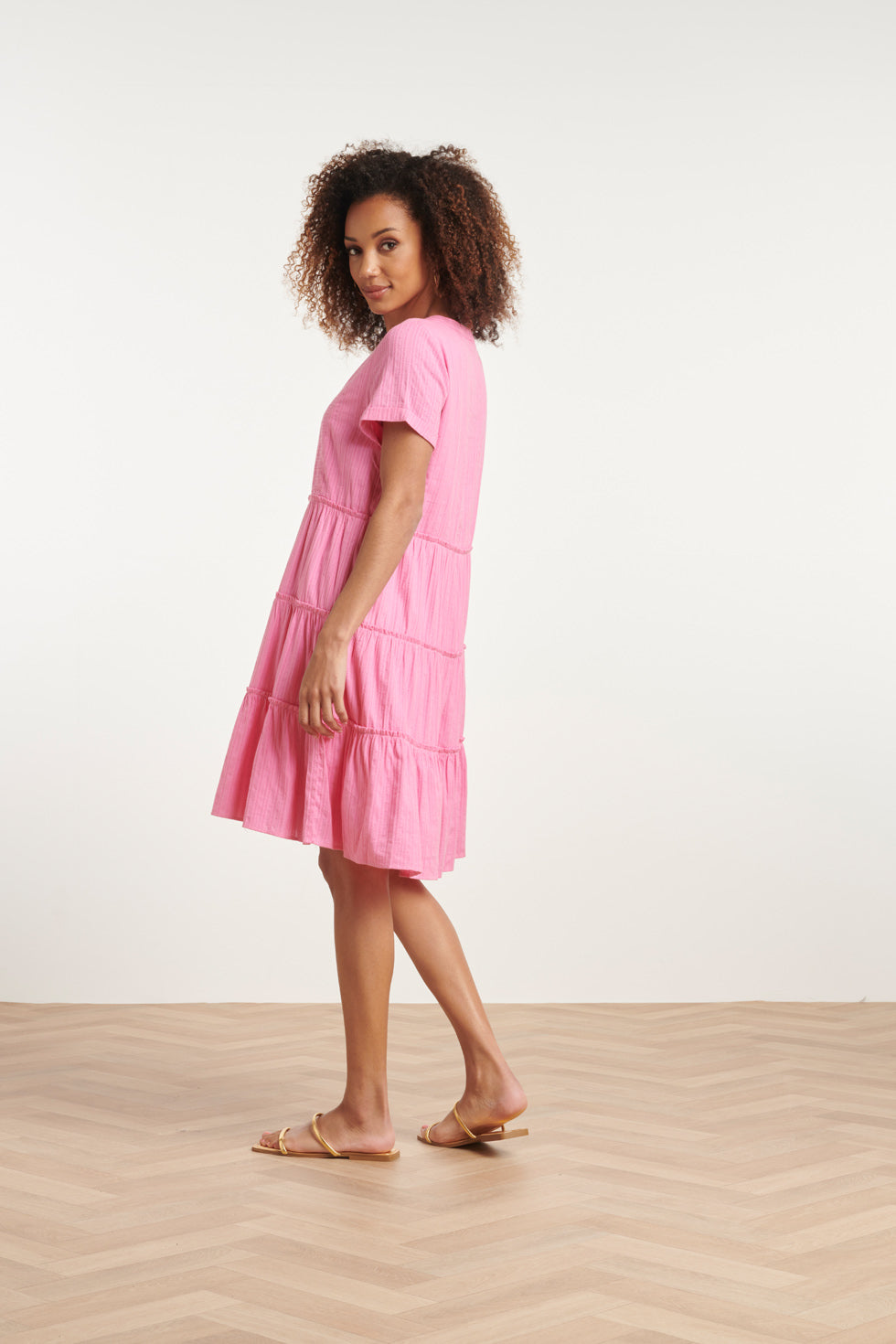 24105 Zomerjurkheldere Licht Tint Met Kantdetails | Pink