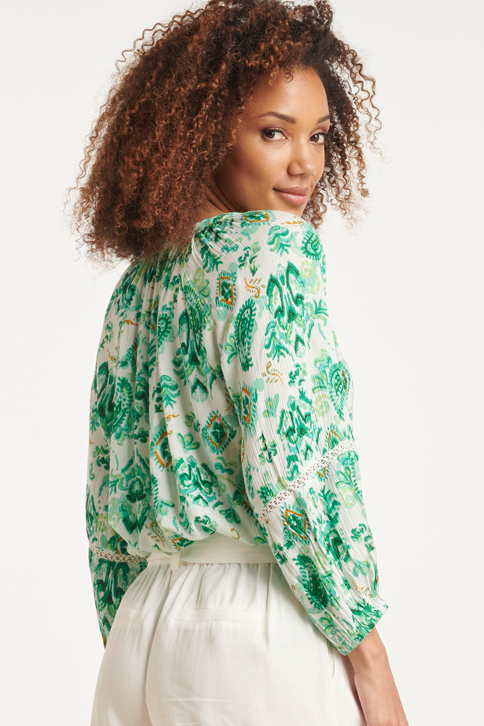 24141 Fris - Ornamentprint Top | White - Muticolour