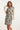 24163 Klassieke Jurk Met Gedurfd Cheeta Patroon | Off White - Black