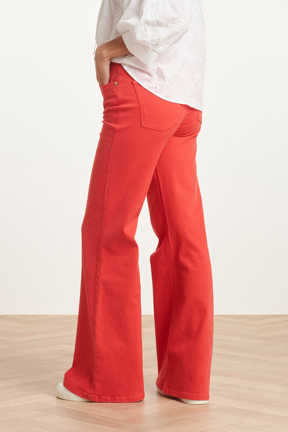 24169 Flared Jeans | Red
