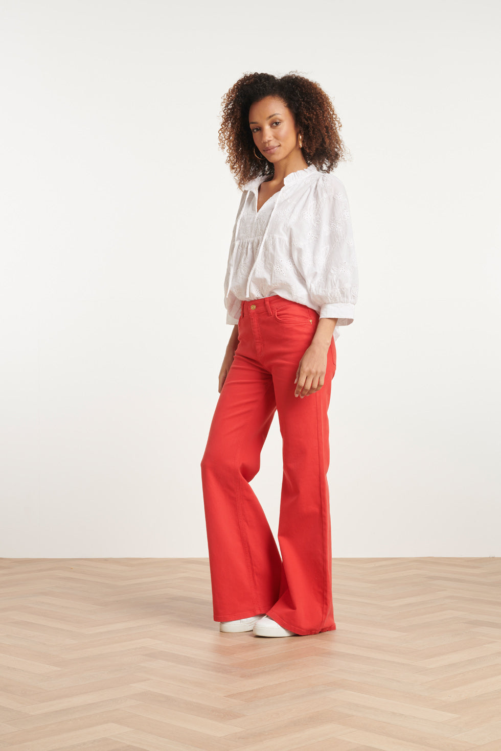 24169 Rood Flared Jeans