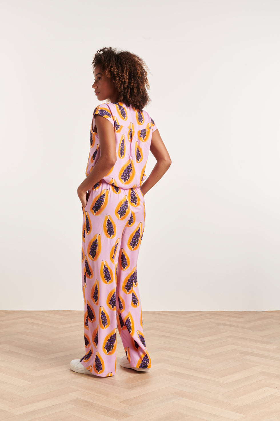 24328 Lilae Papaya Print Top | Lilac - Muticolour