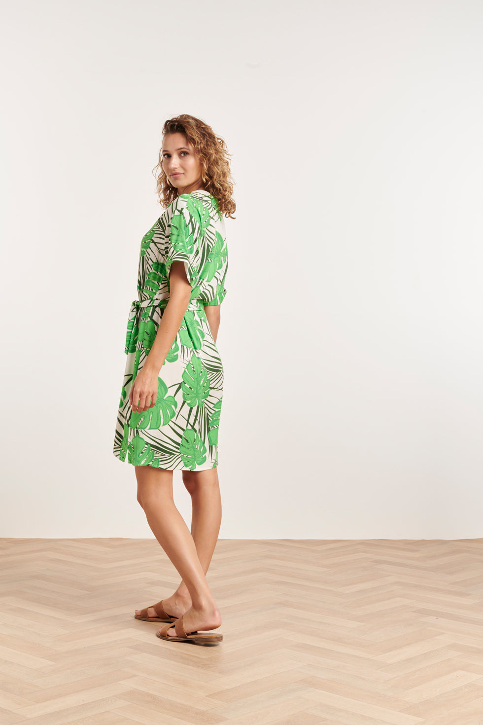 24331 Kort Blad Patroon Overhemd Jurk | White-Green