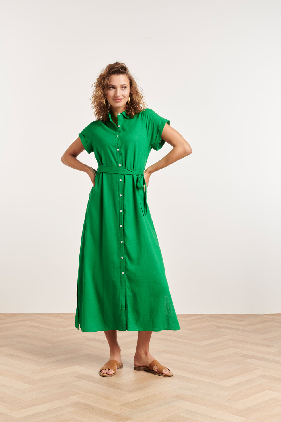 24348 Ademende Zomer Shirtjurk | Green