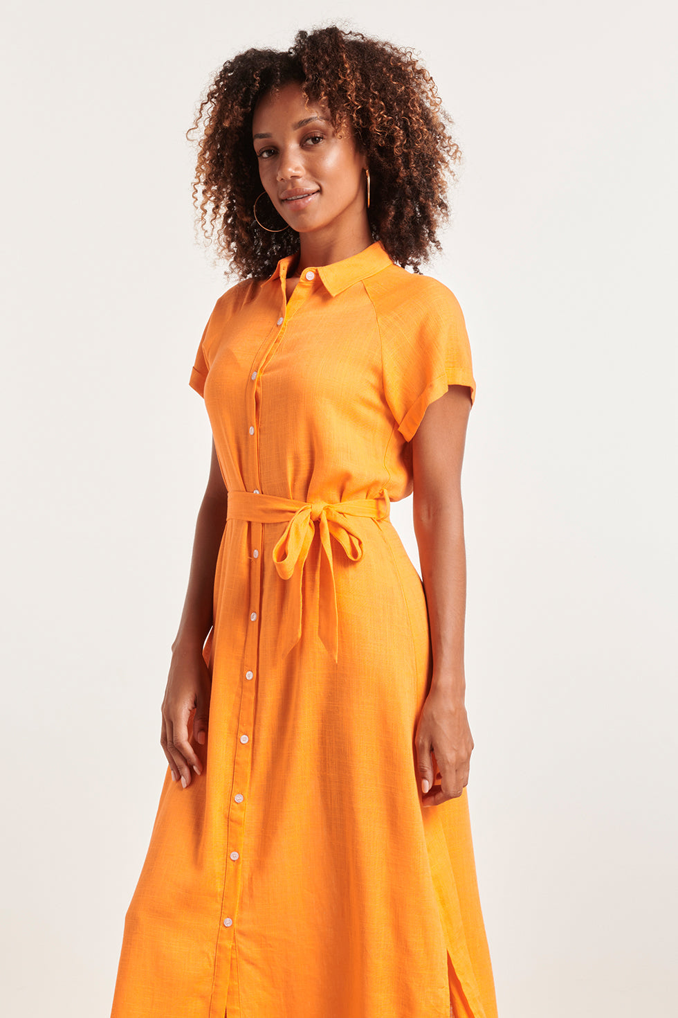 24348 Ademende Zomer Shirtjurk | Orange