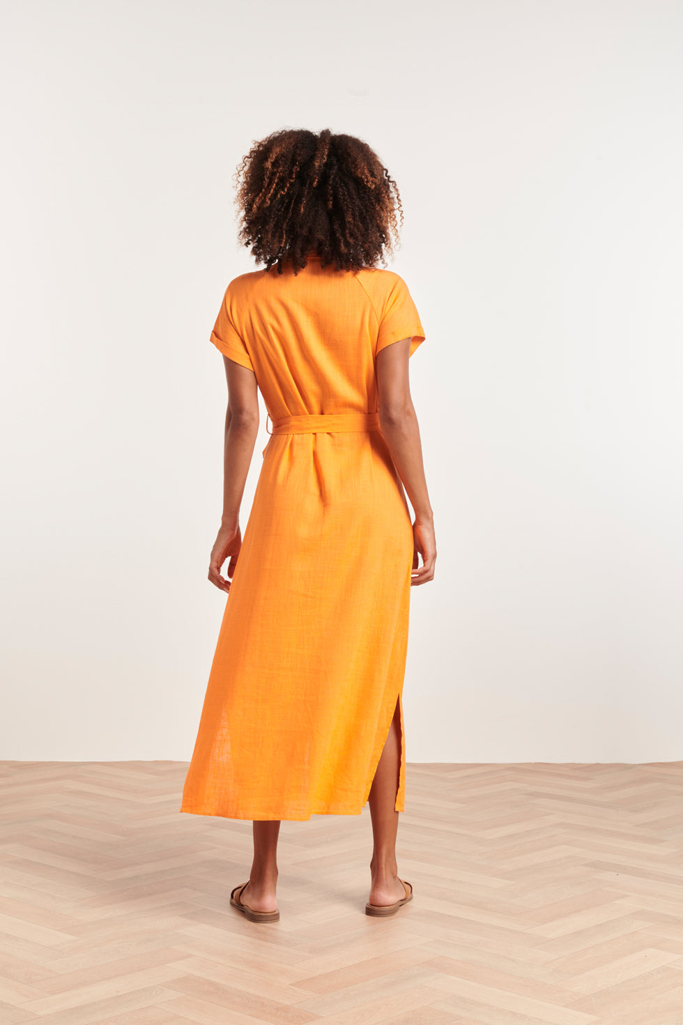 24348 Ademende Zomer Shirtjurk | Orange