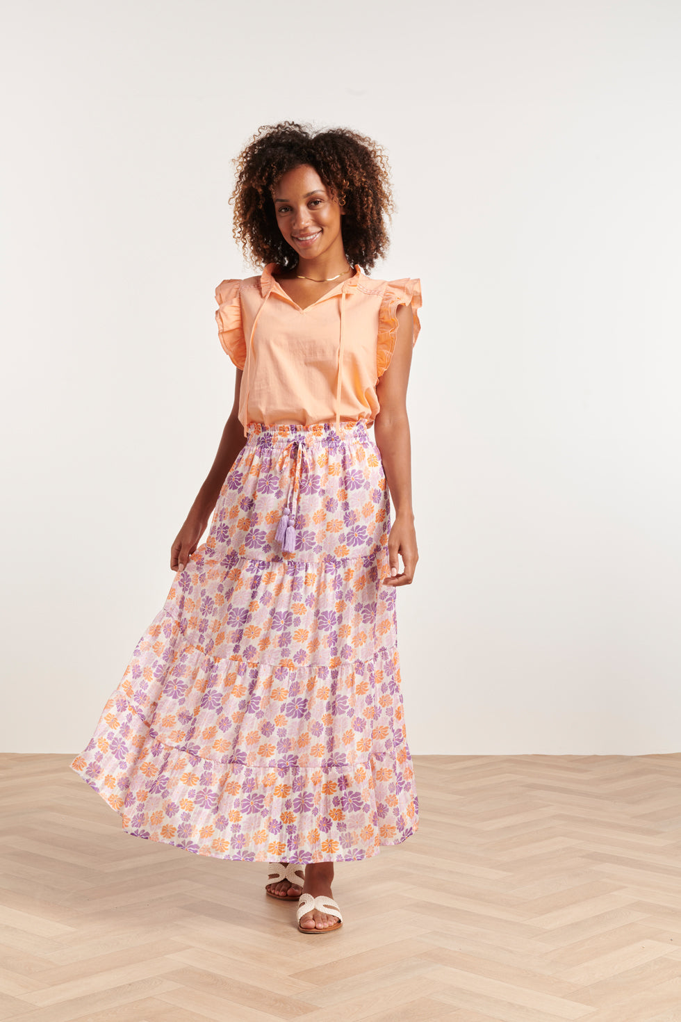 24352 Zachte Perzike Top Met Dubbele Ruchesmouwen | Orange