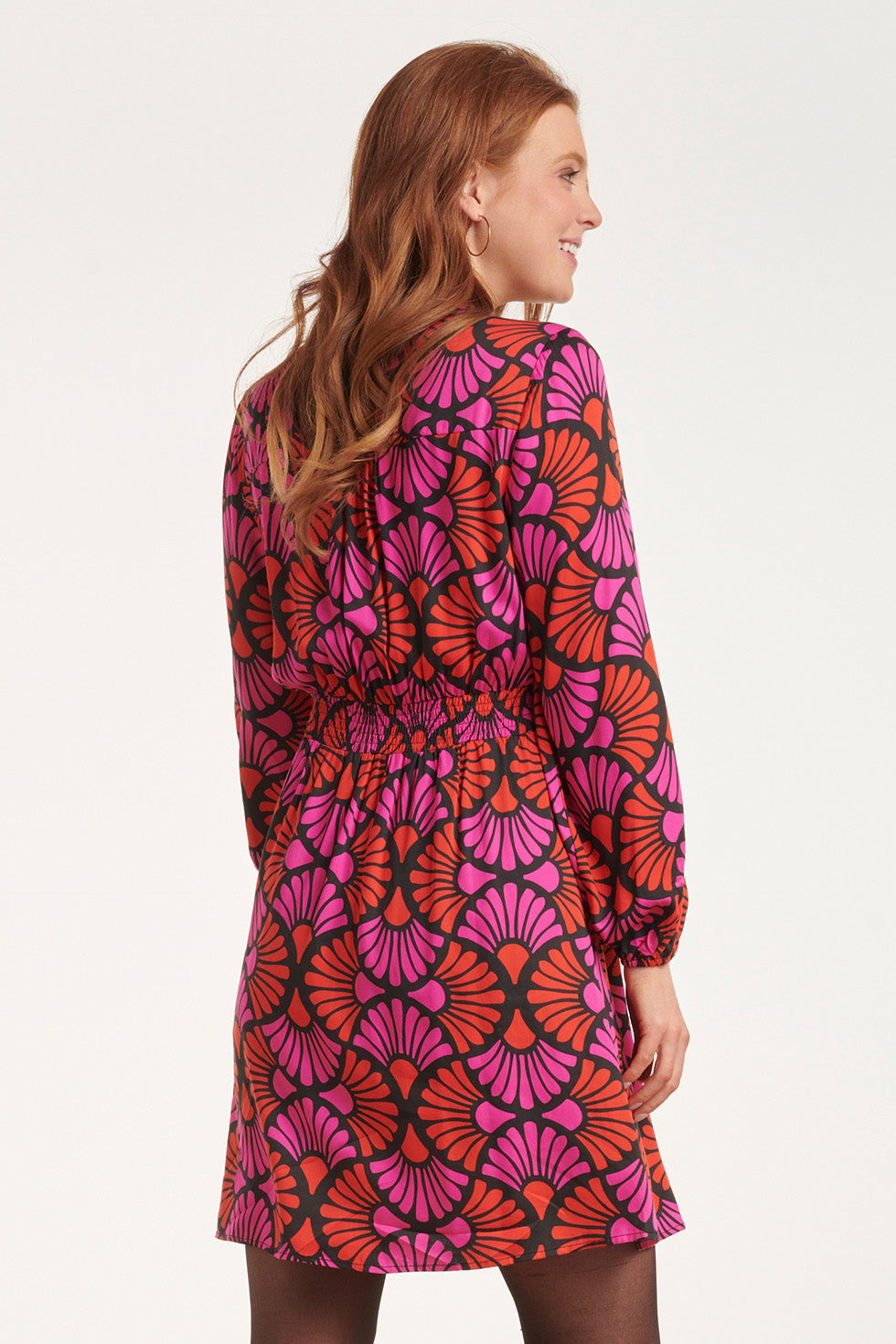 24515 -Fuchsia Gedrukte Korte Jurk | Blackwhite