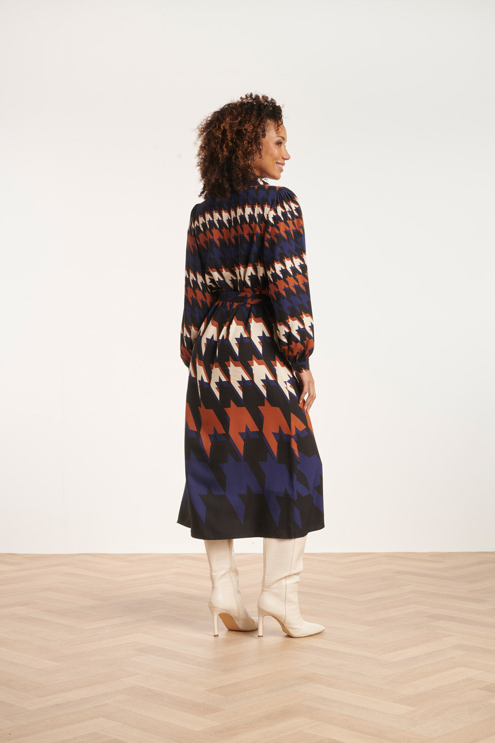 24526 Houndstooth Print Midi Jurk | Black - Muticolour