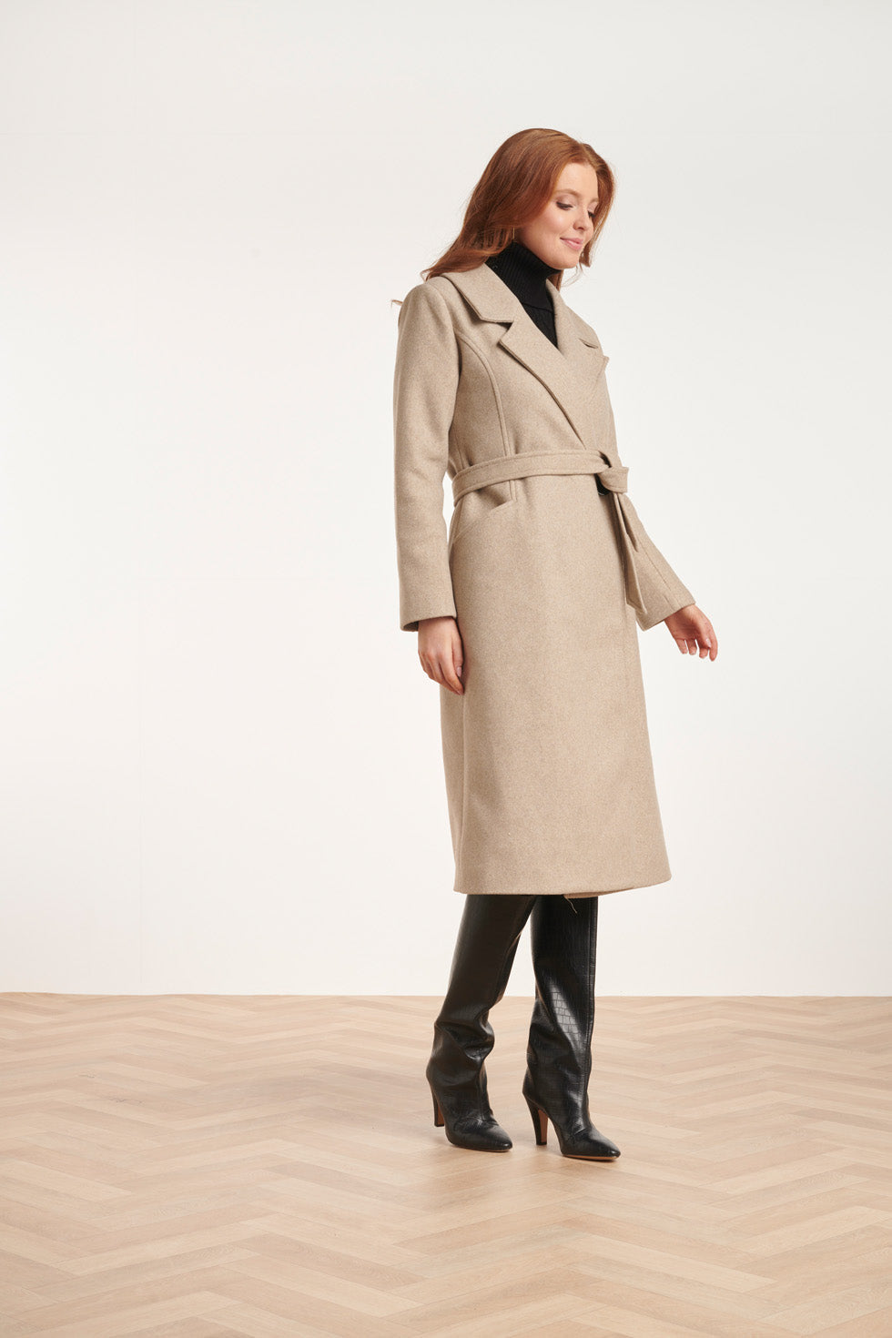24552 Lange Beige Jas Met Grote Revers | Sand