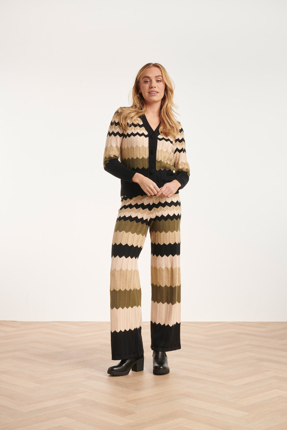 24611 Neutrale Zig-Zag Gebreide Cardigan | Sand - Muticolour