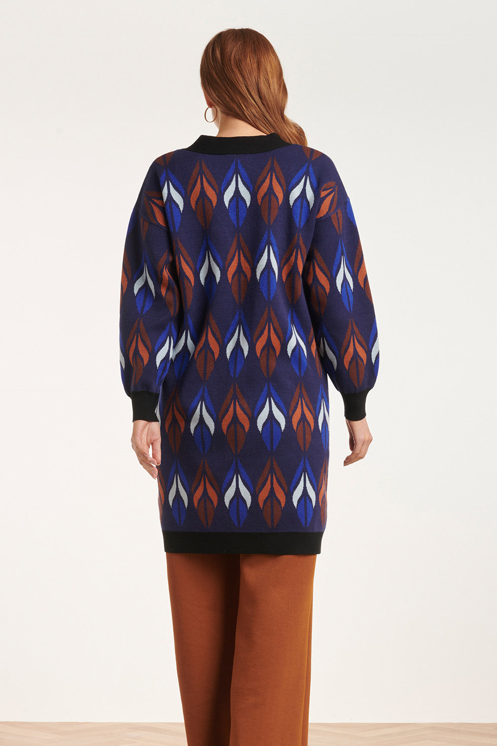 24613 Gebreide Vest Met Bladeren Print | Blue-Brown