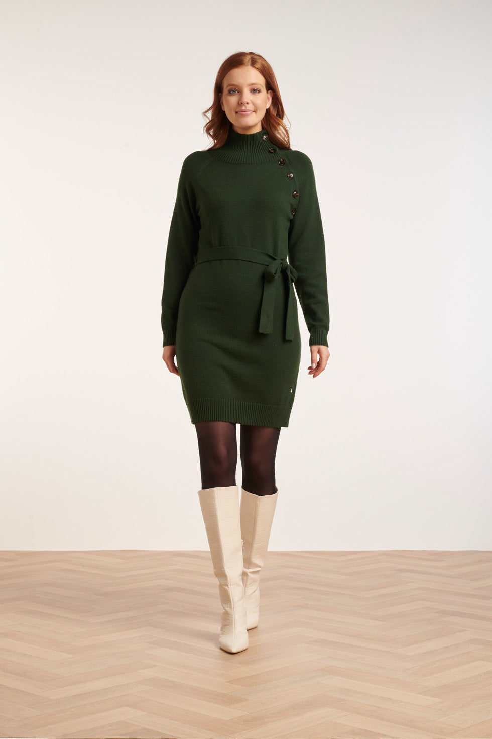 24621 Gebreide Jurk Met Hoge Hals | Army Green