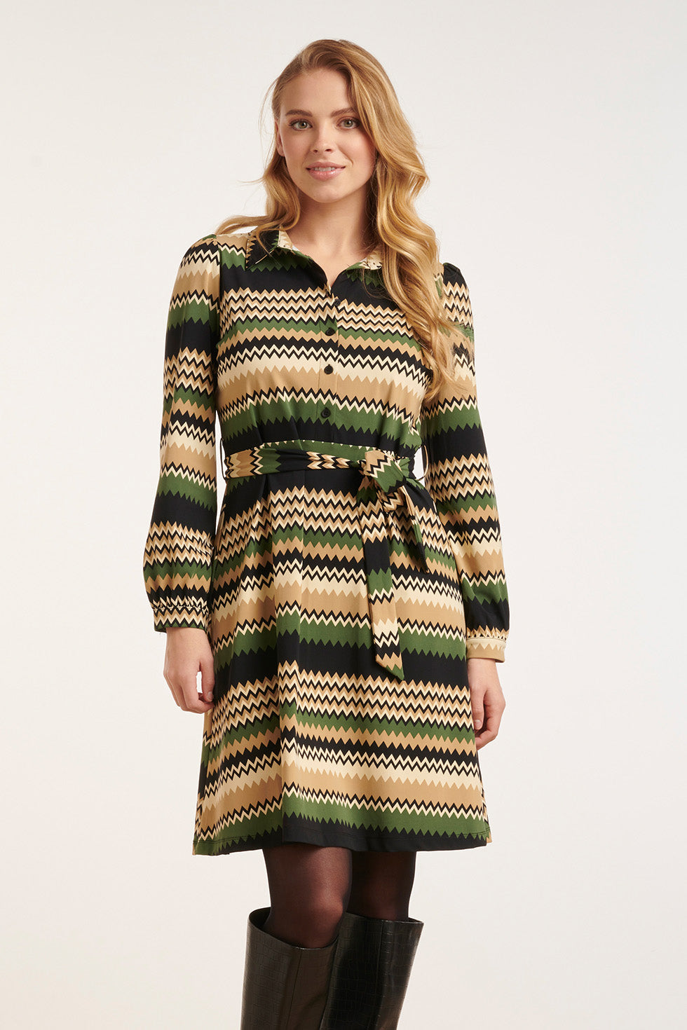 24712 Zigzag Print Travel Kwaliteit Jurk | Sand - Muticolour