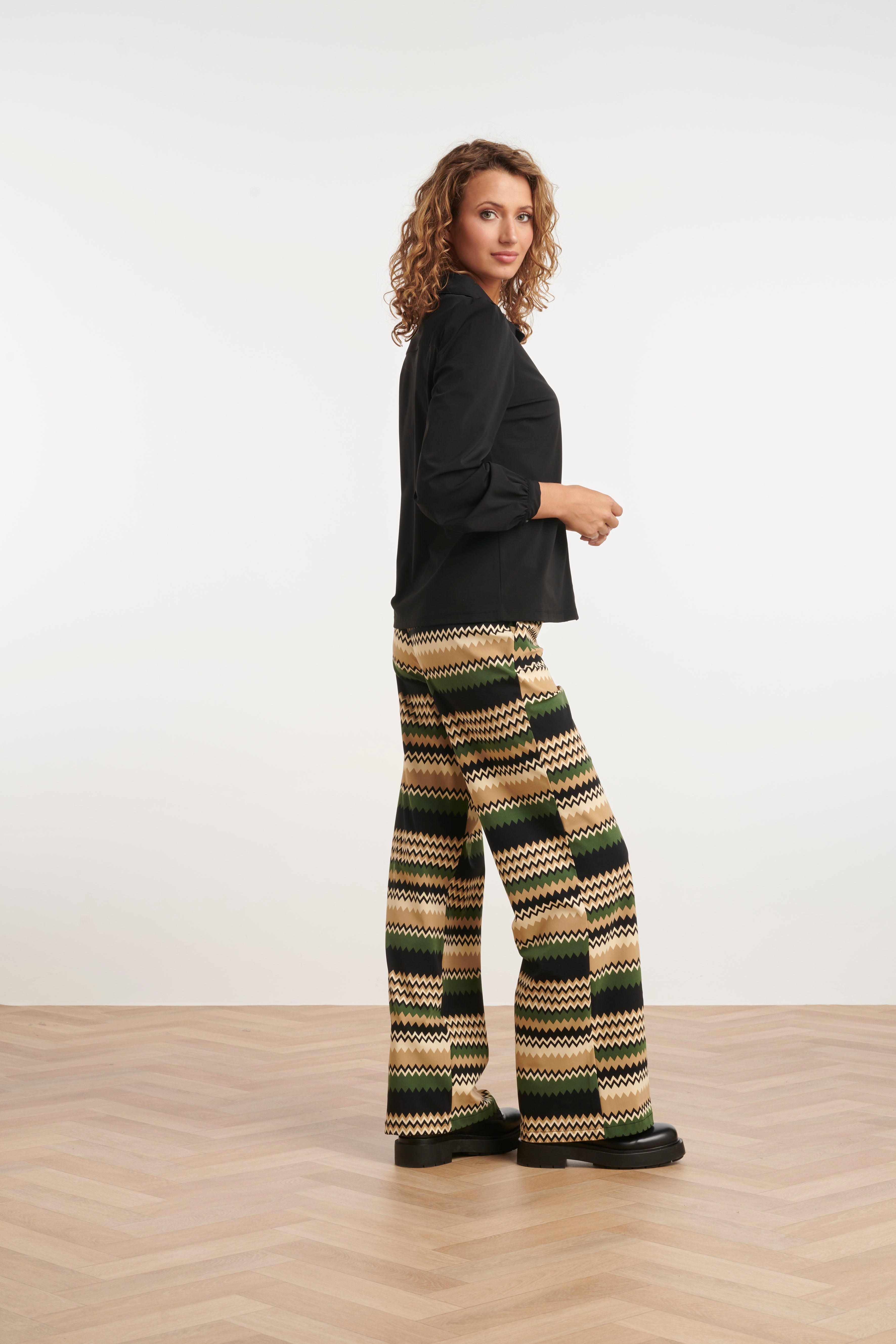 24728 Stijlvolle Zigzag Geprinte Travel Kwaliteit Broek | Sand-Multicolour