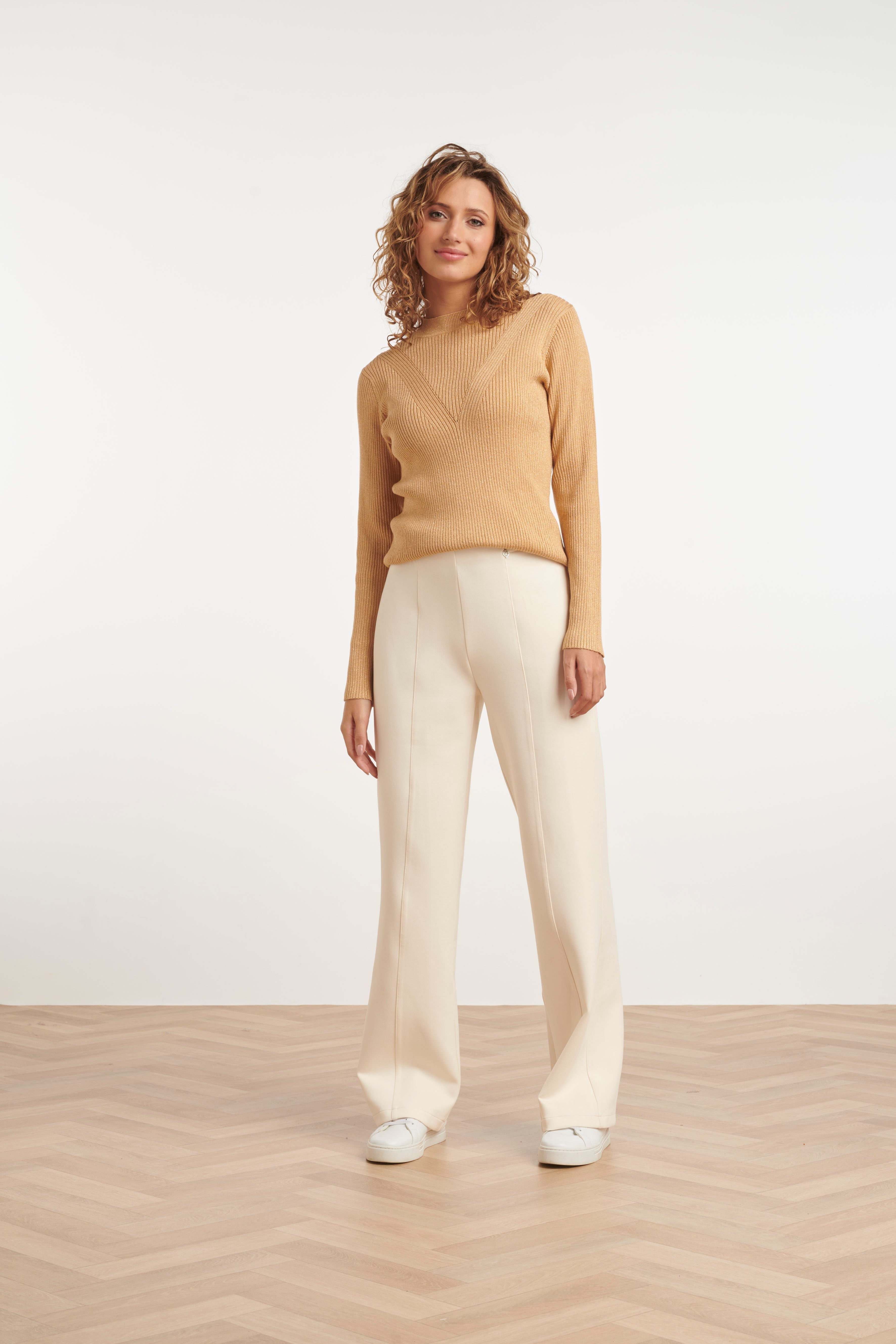 24788 Donker Gebreide Rib Turtle Neck Top | Dark Sand - Gold