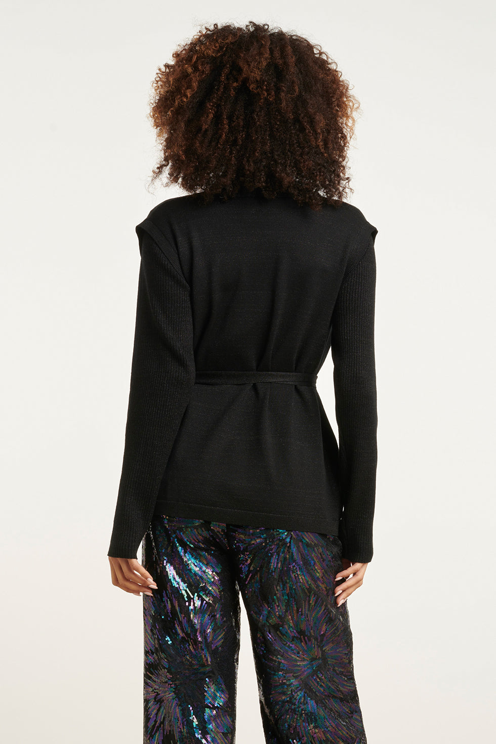 24789 e Geribde Mouwloze Cardigan Met Lurex | black
