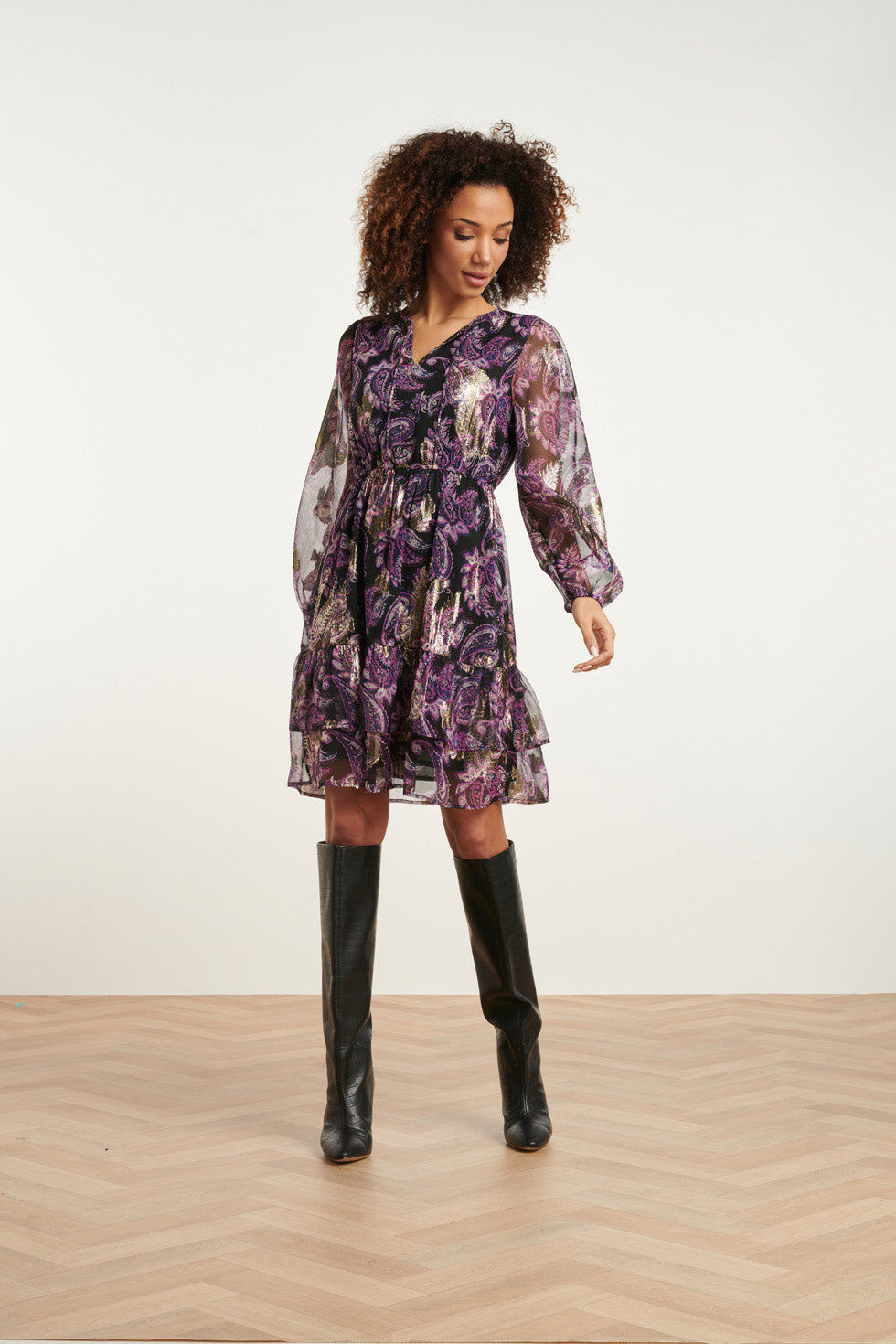 24802 Paarse Paisley Jurk Met En Jacquard | Black-Purple