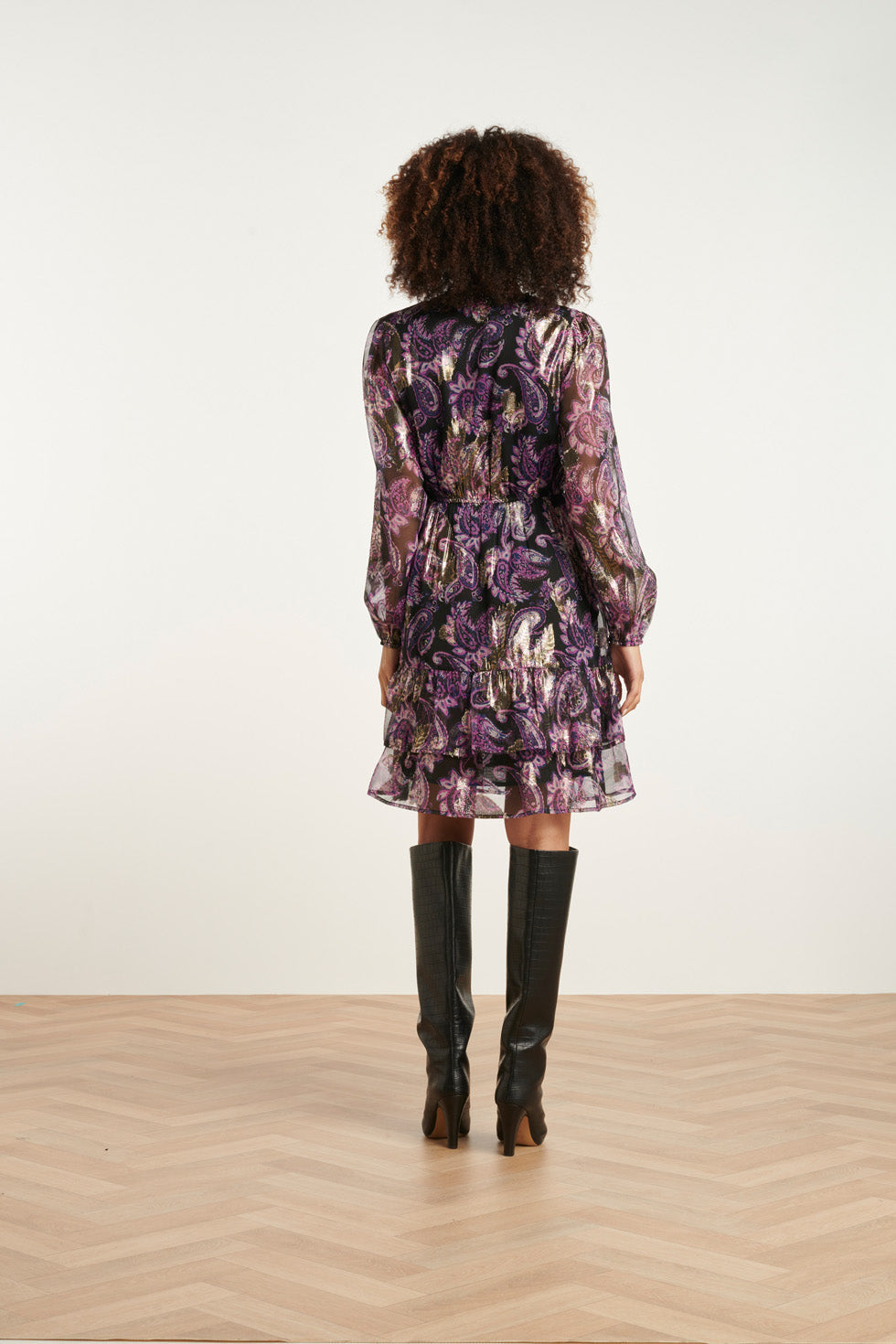 24802 Paarse Paisley Jurk Met En Jacquard | Black-Purple