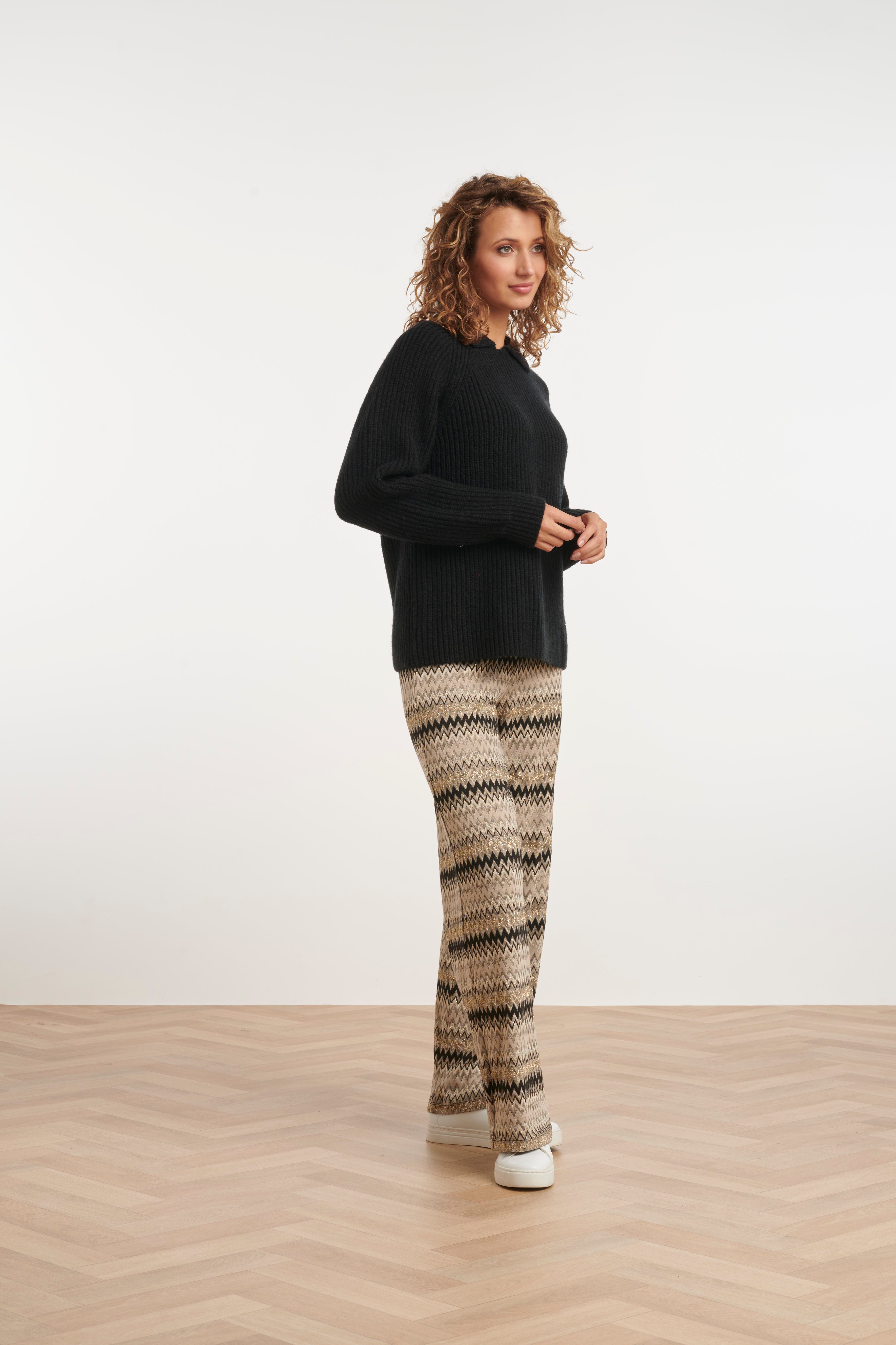 24811 Zigzag Broek | Blackwhite