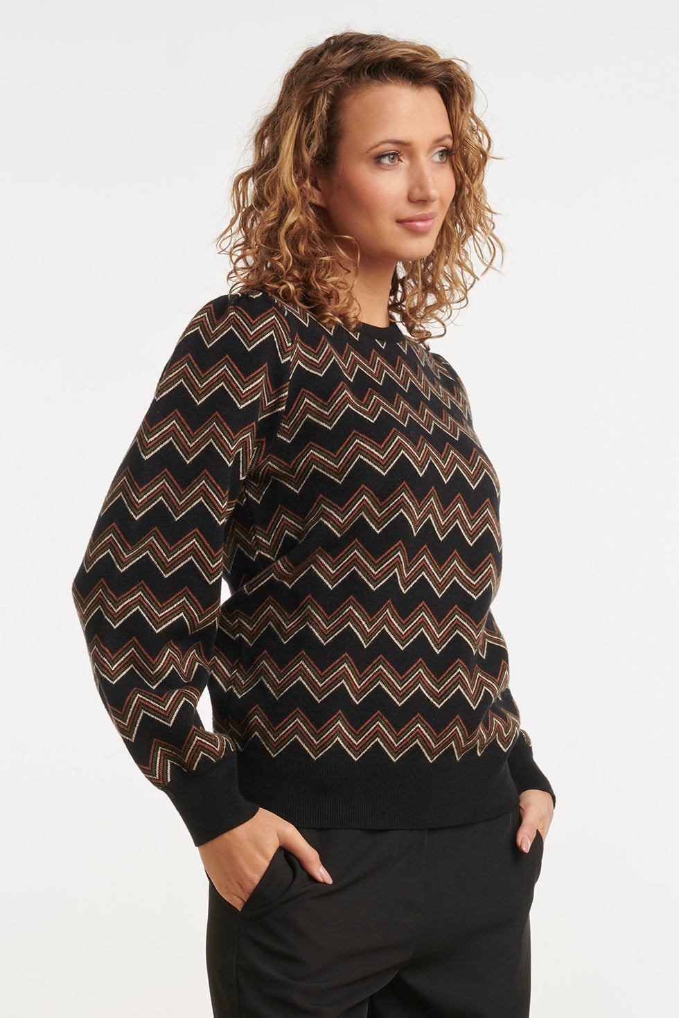 24901 Multicolour Zigzagprint Gebreide Top | Black-Brown