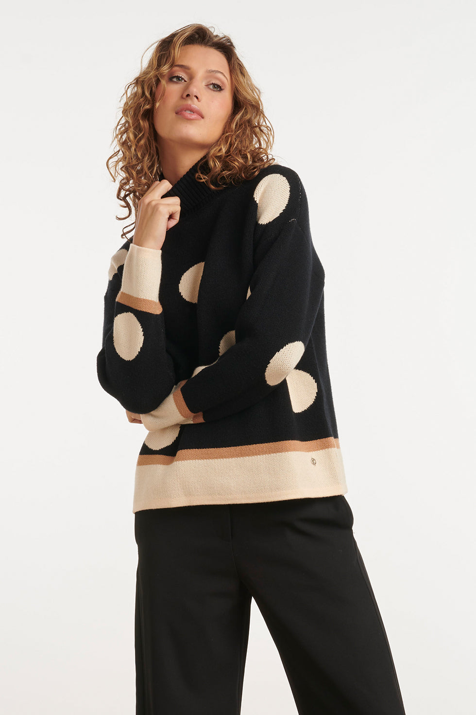 24905 Gebreide Trui Met Polkadotprint