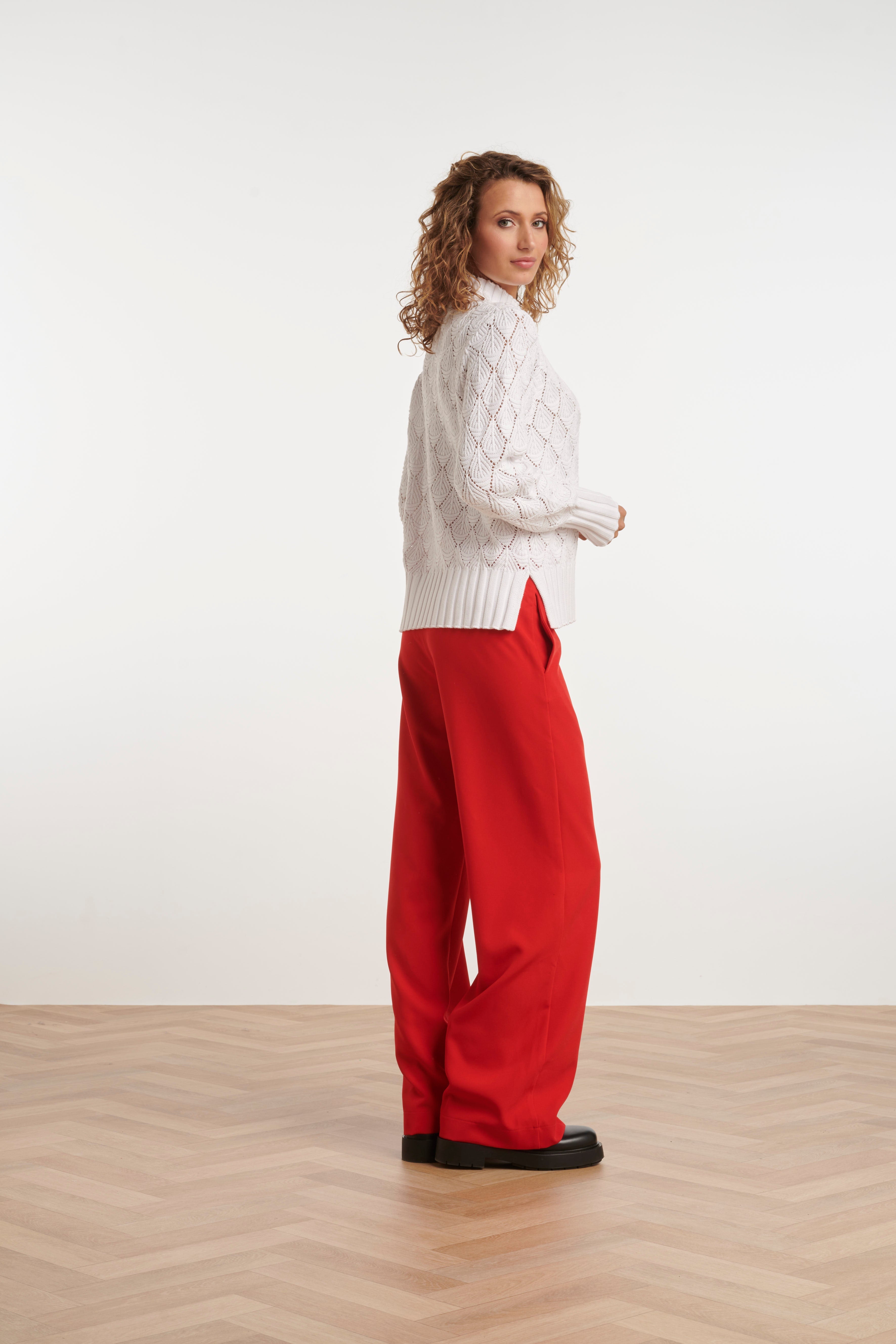 24909 Gebreide Te Top Met Bladstructuur | White