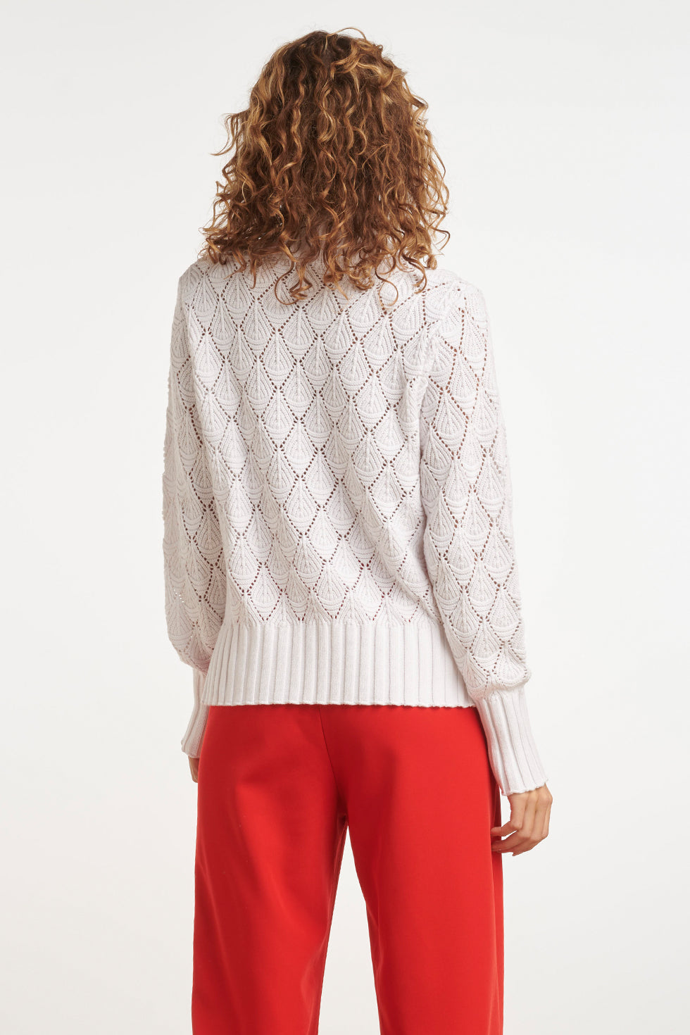 24909 Gebreide Te Top Met Bladstructuur | White