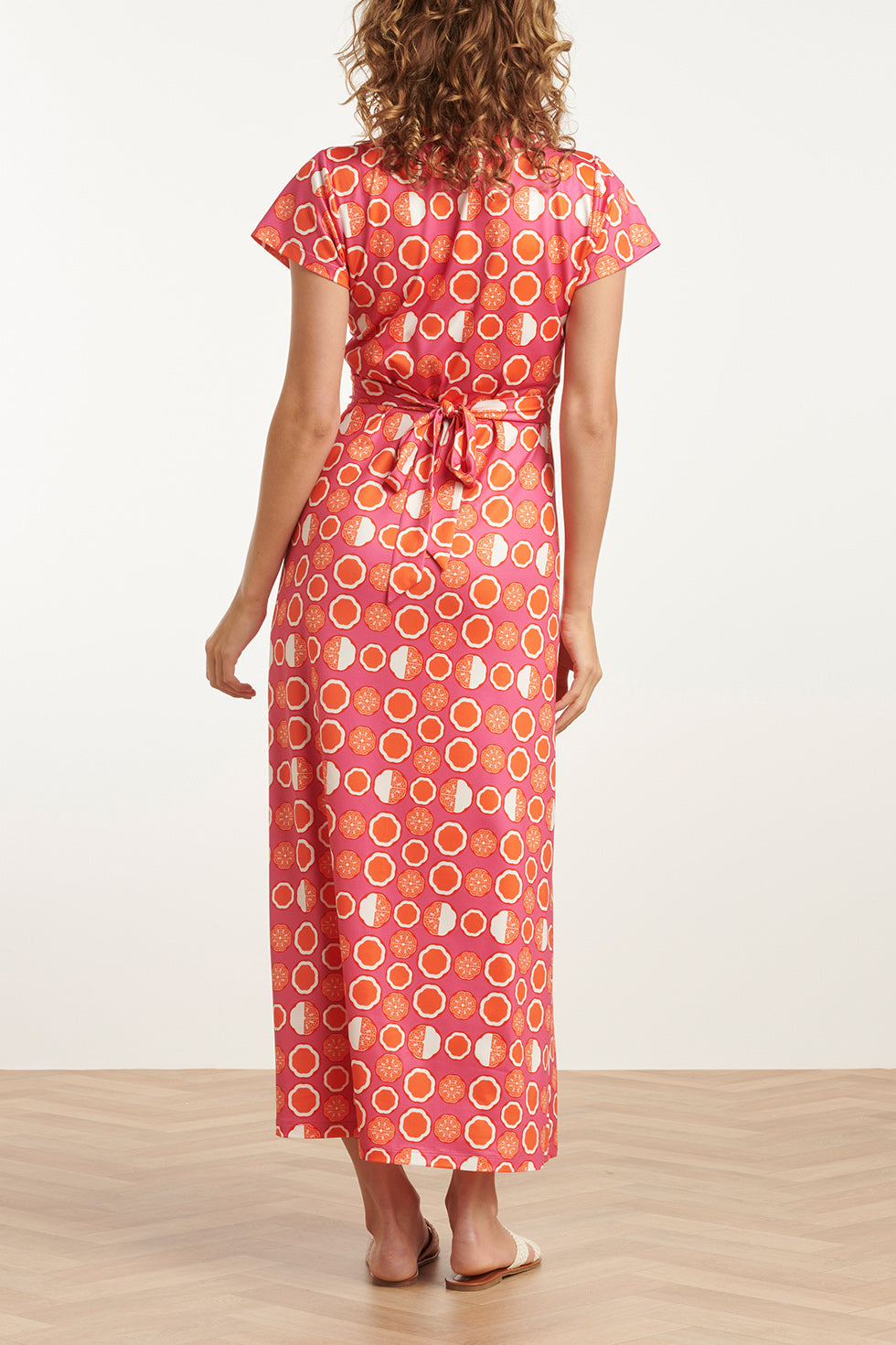 25026 Maxi Jurk Met V-Hals Met Fruitprint | Pink-Multicolour