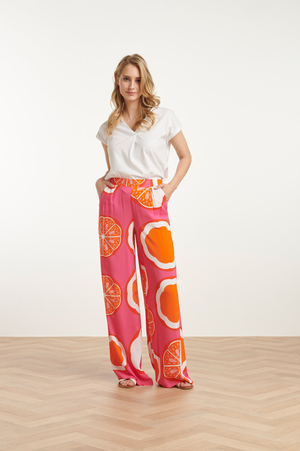 25027 Wide-Leg Broek Met Fruitprint | Pink - Muticolour