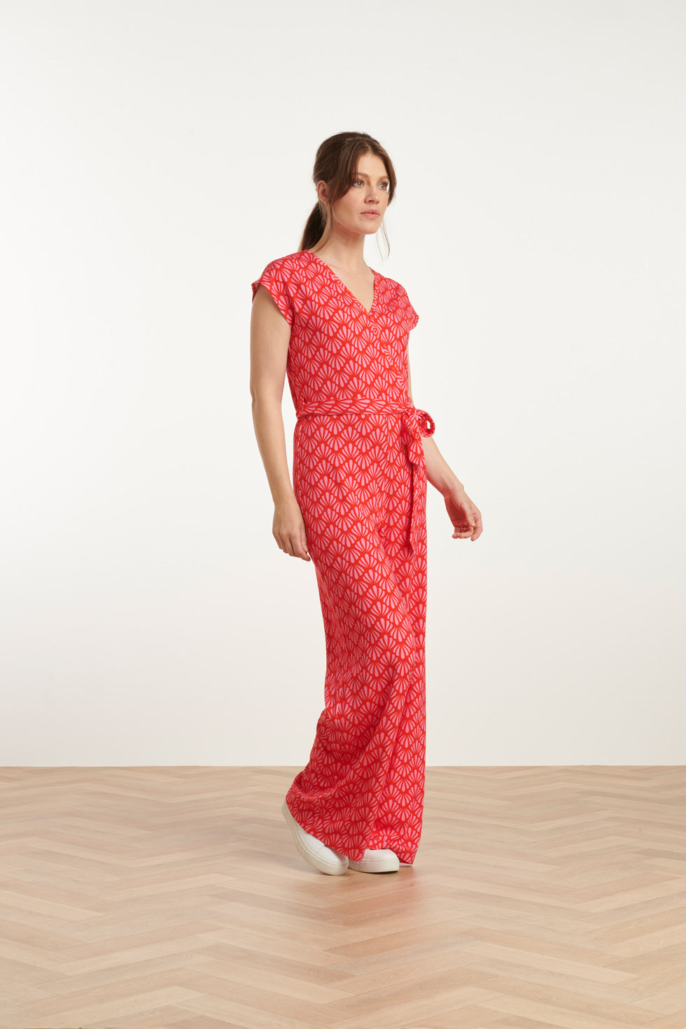 25039 V-Vormige Jumpsuit Met Overlappende Halslijnschelpprint | Red-Pink