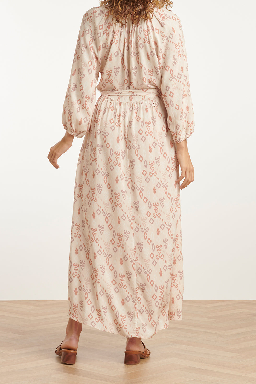 25042 Lichte Maxi Jurk Met V-Halsaztec Print-Nude Tinten | Sand-Multicolour
