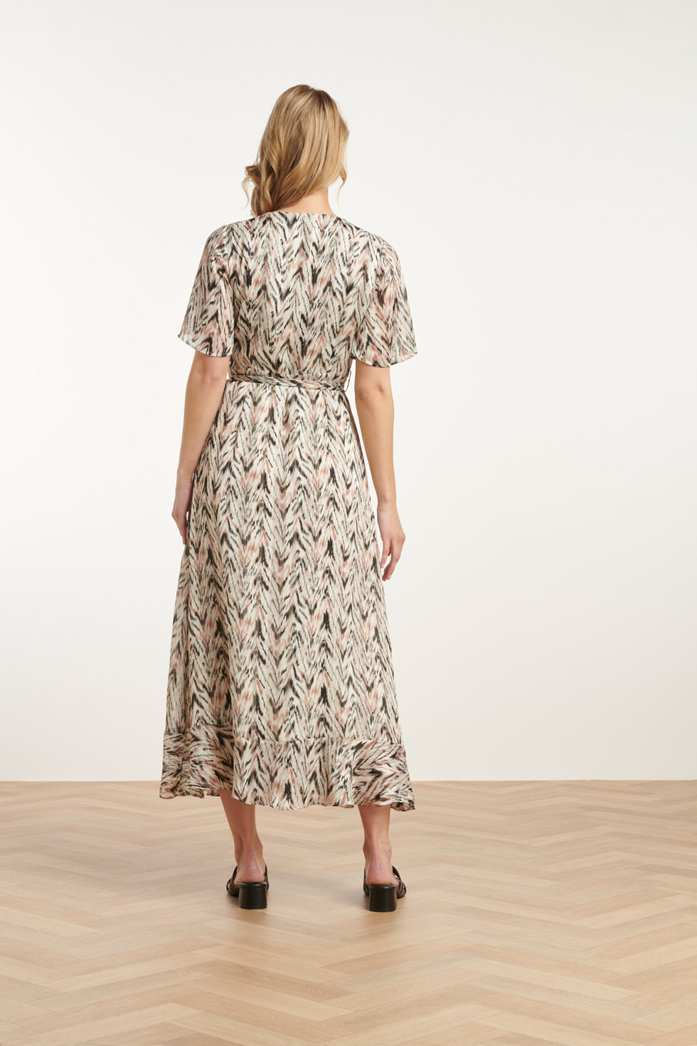 25078 Chiffon Overlap Maxi Jurk Met , Graphic Print | Off-White-Multicolour
