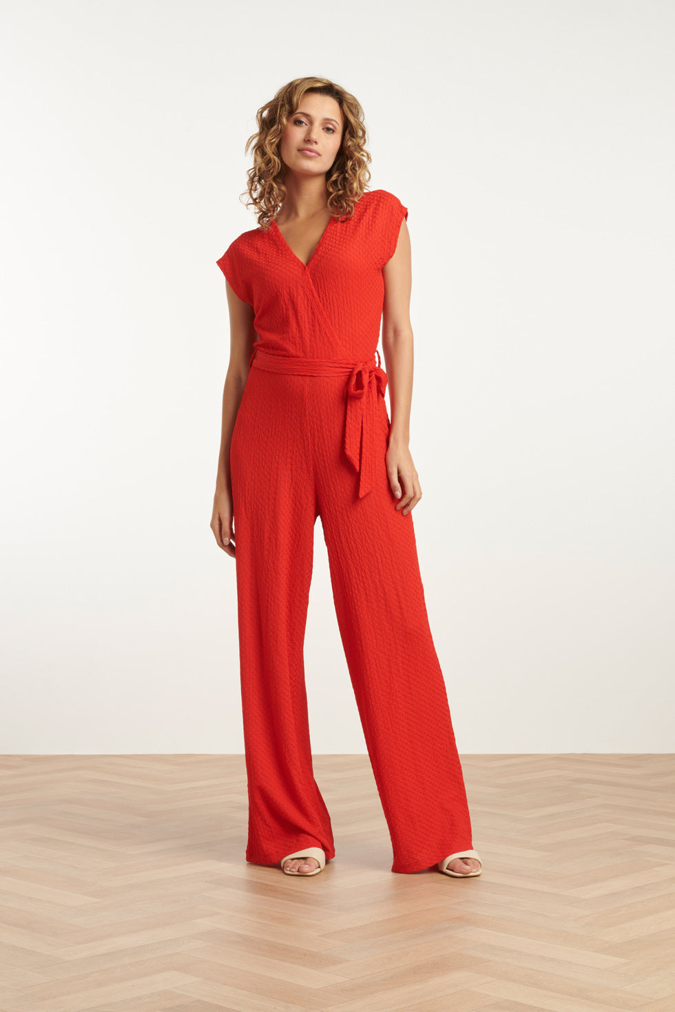 25116 Stretchy Crinkle Jumpsuit | Red