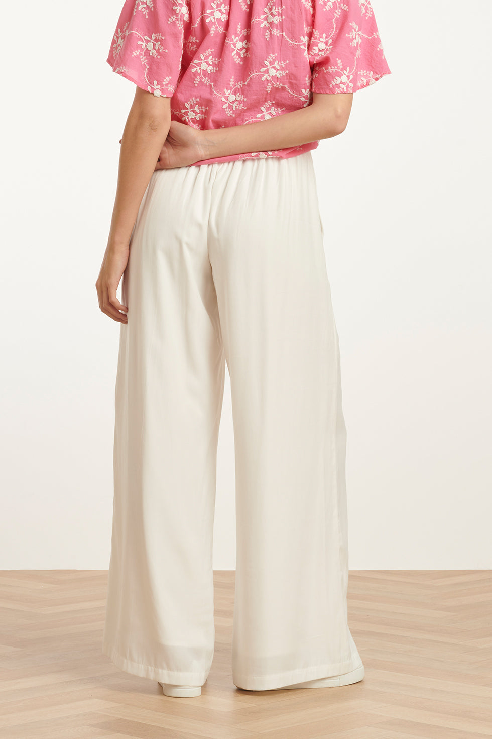 25141 Te Rayon Satin Broek | White