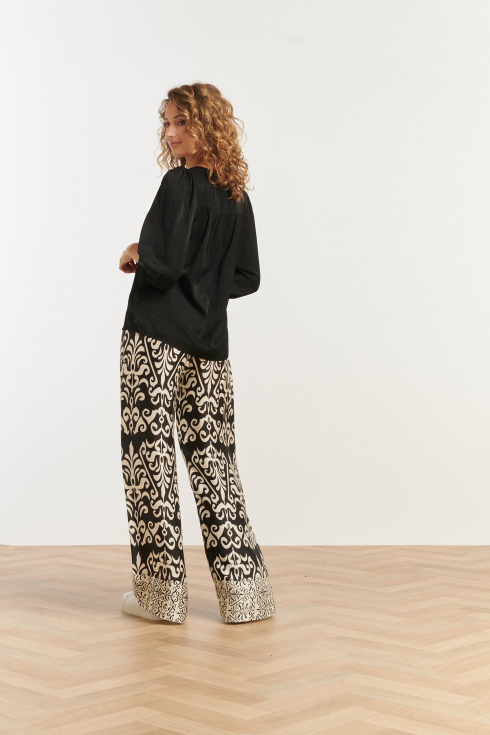 25142 E Rayon Satijnen Blouse | Black