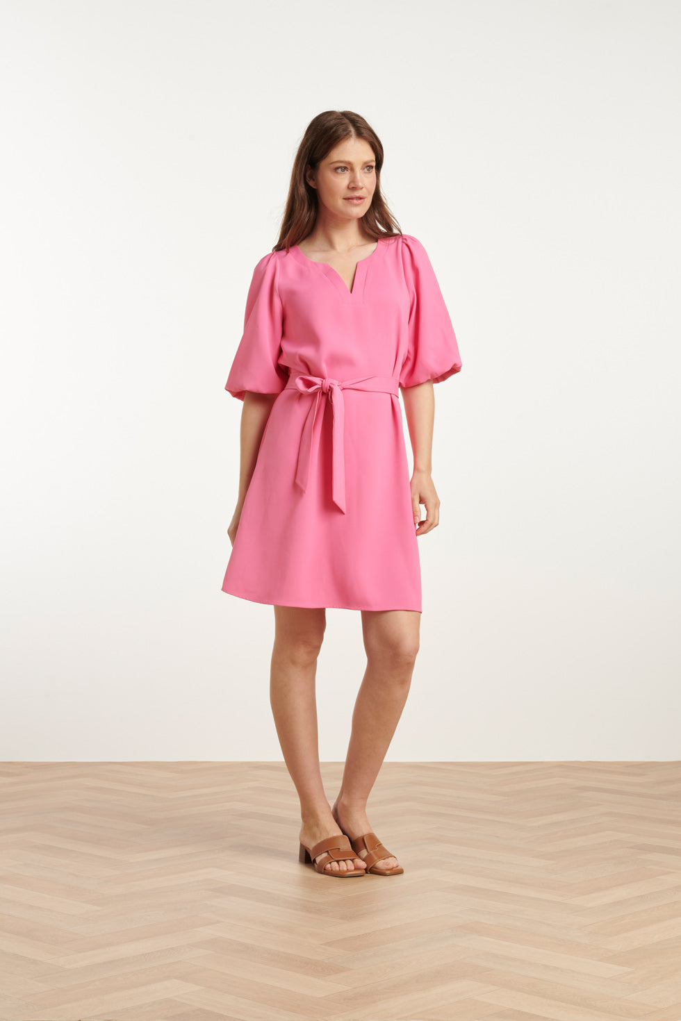 25152 Balloon Sleeve Kort Jurk | Pink
