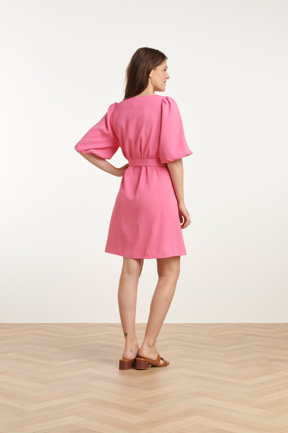 25152 Balloon Sleeve Kort Jurk | Pink