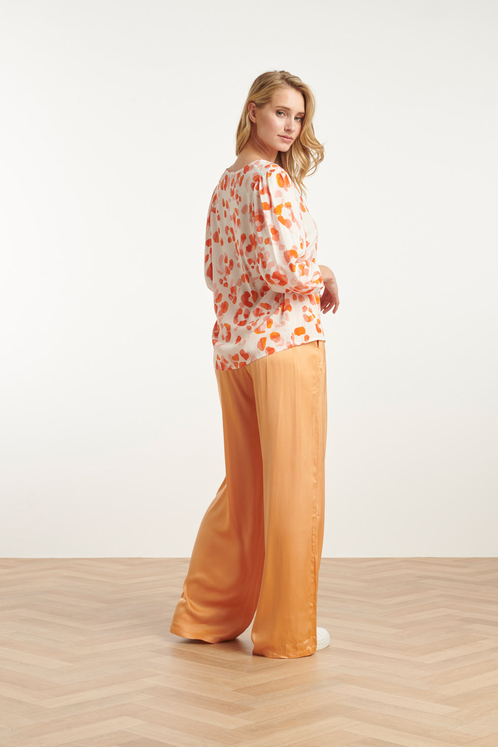 25164 Perzik Animal Print Top Met V-Hals | Orange-Multicolour