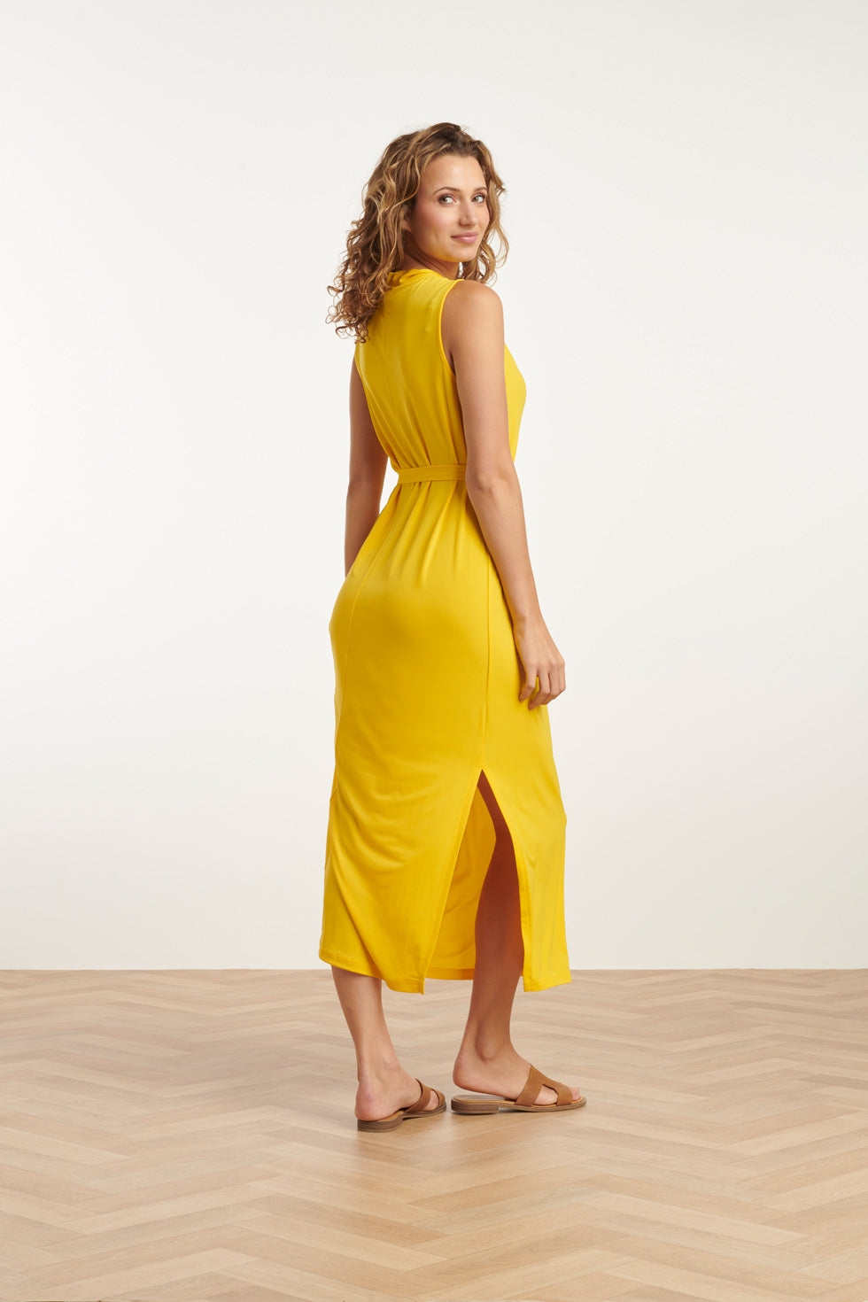 25173 Stretch Midi Jurk Met V-Hals | Yellow