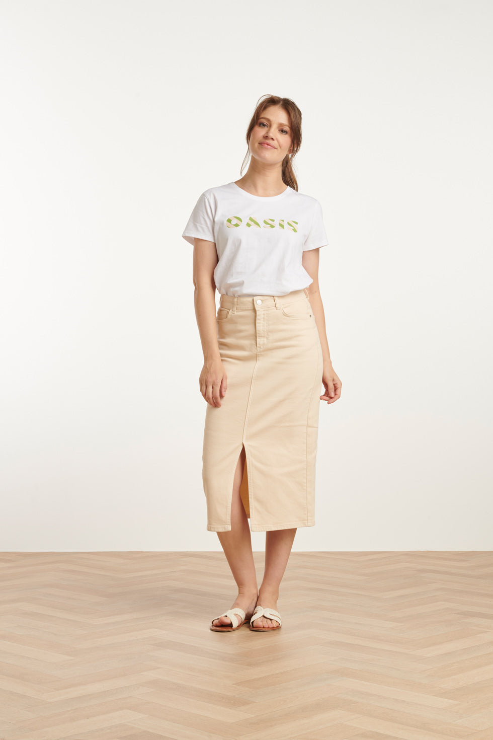 25225 Te Katoenen T-Shirt Met Oasis Print | White - Muticolour
