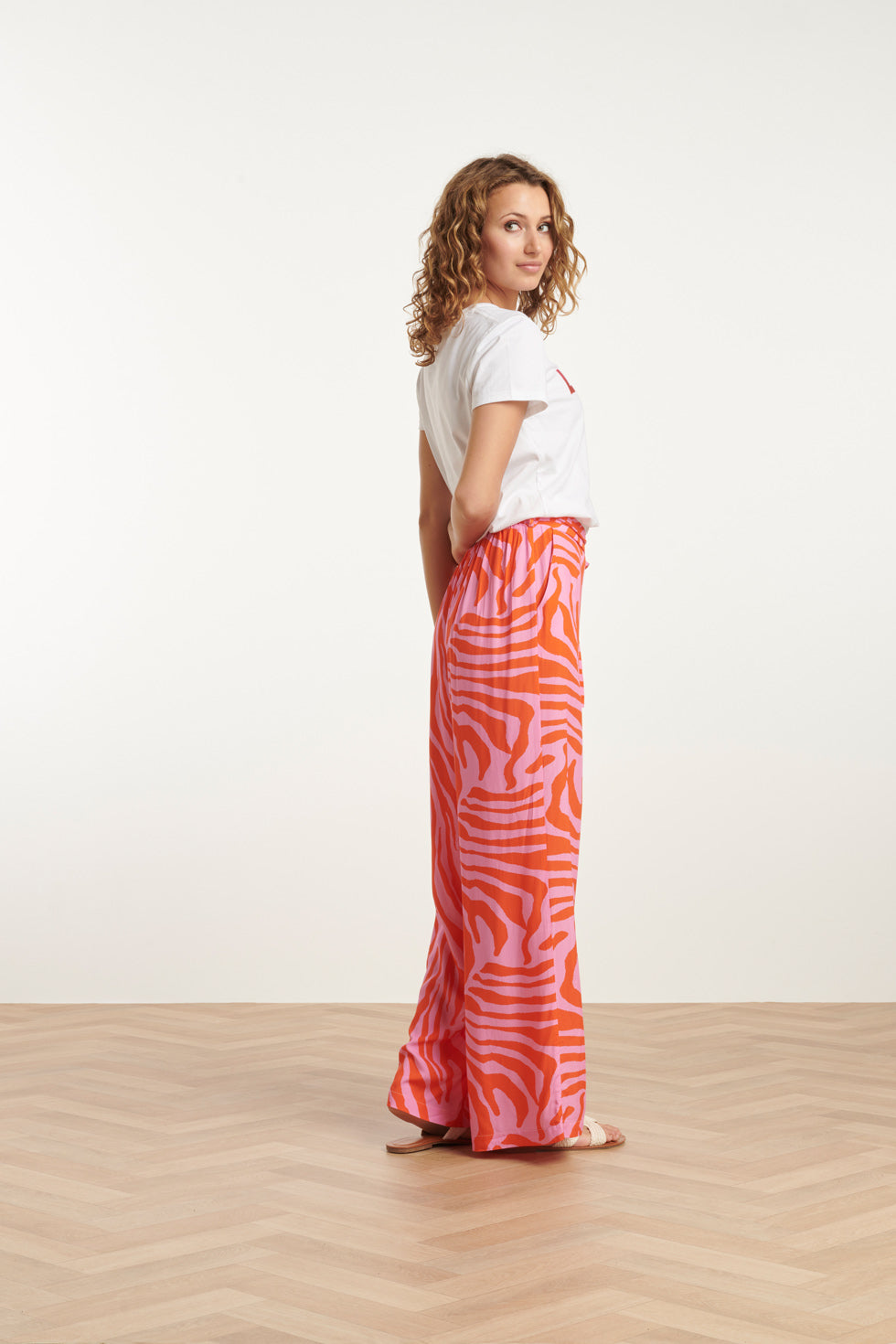 25228 Te Katoenen T-Shirt Met Geborduurd Lemon Print | White-Multicolour