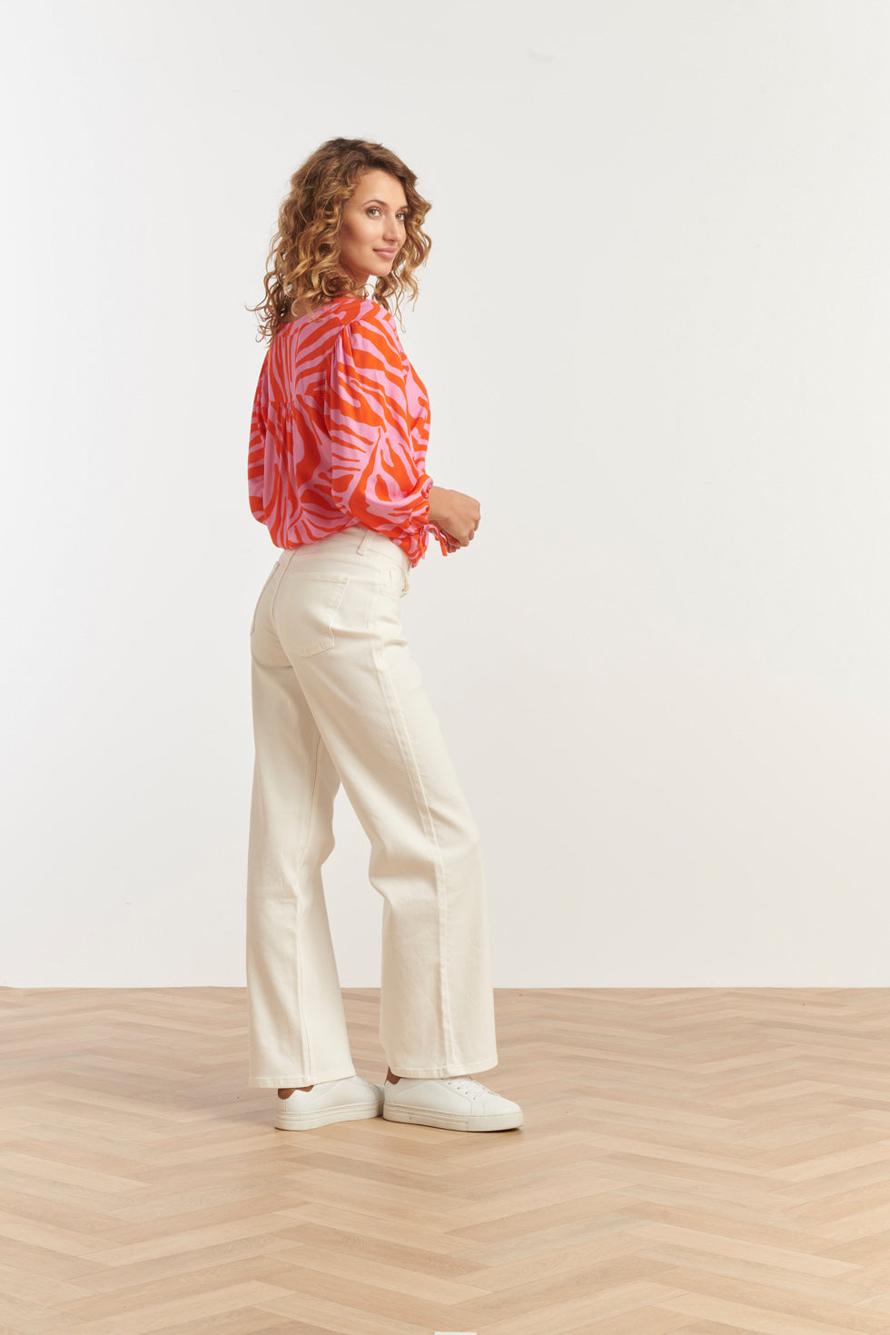 25264 Top Met Dierenprint | Pink-Orange