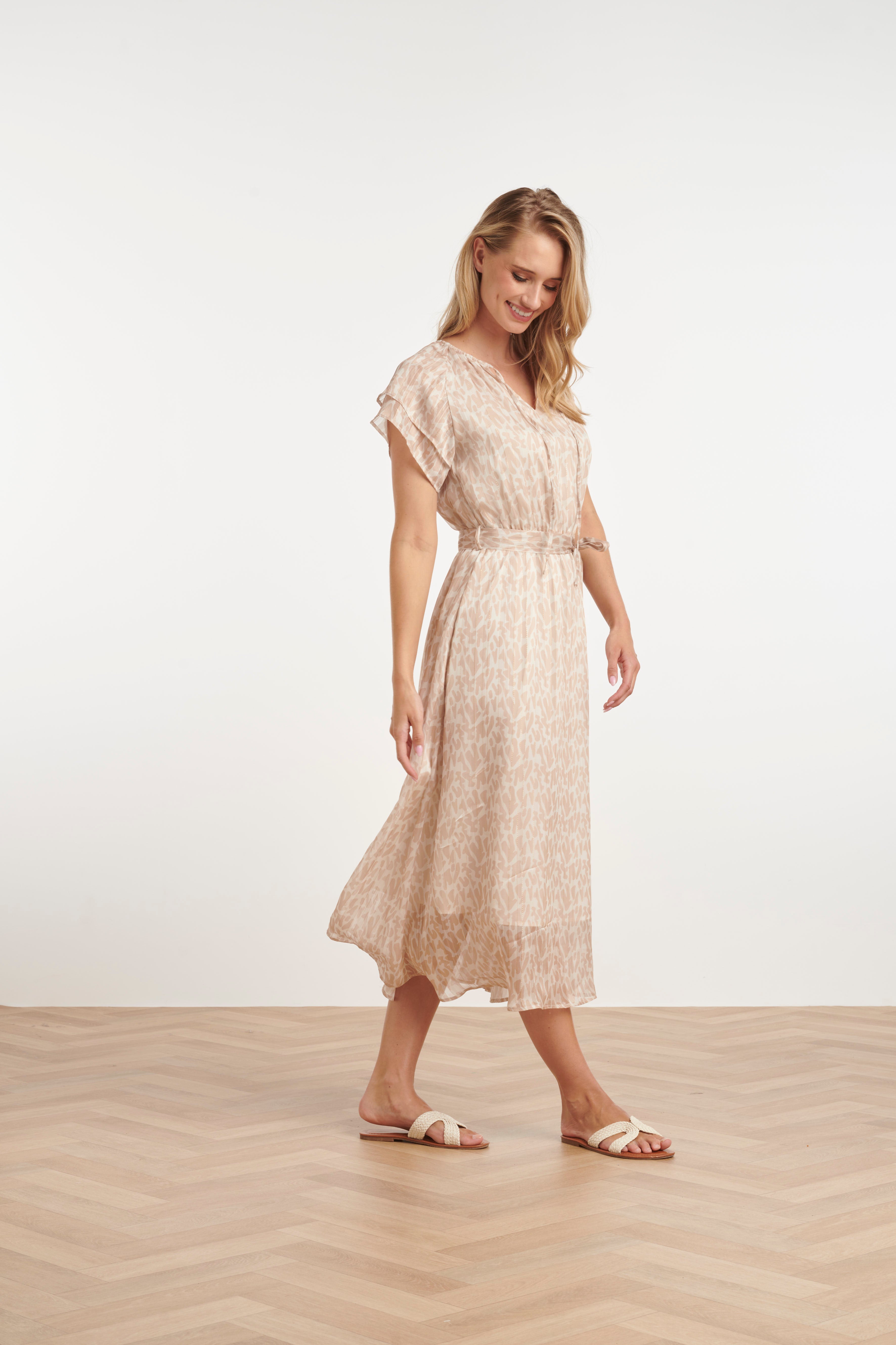 25335, Jurken | Sand-Offwhite