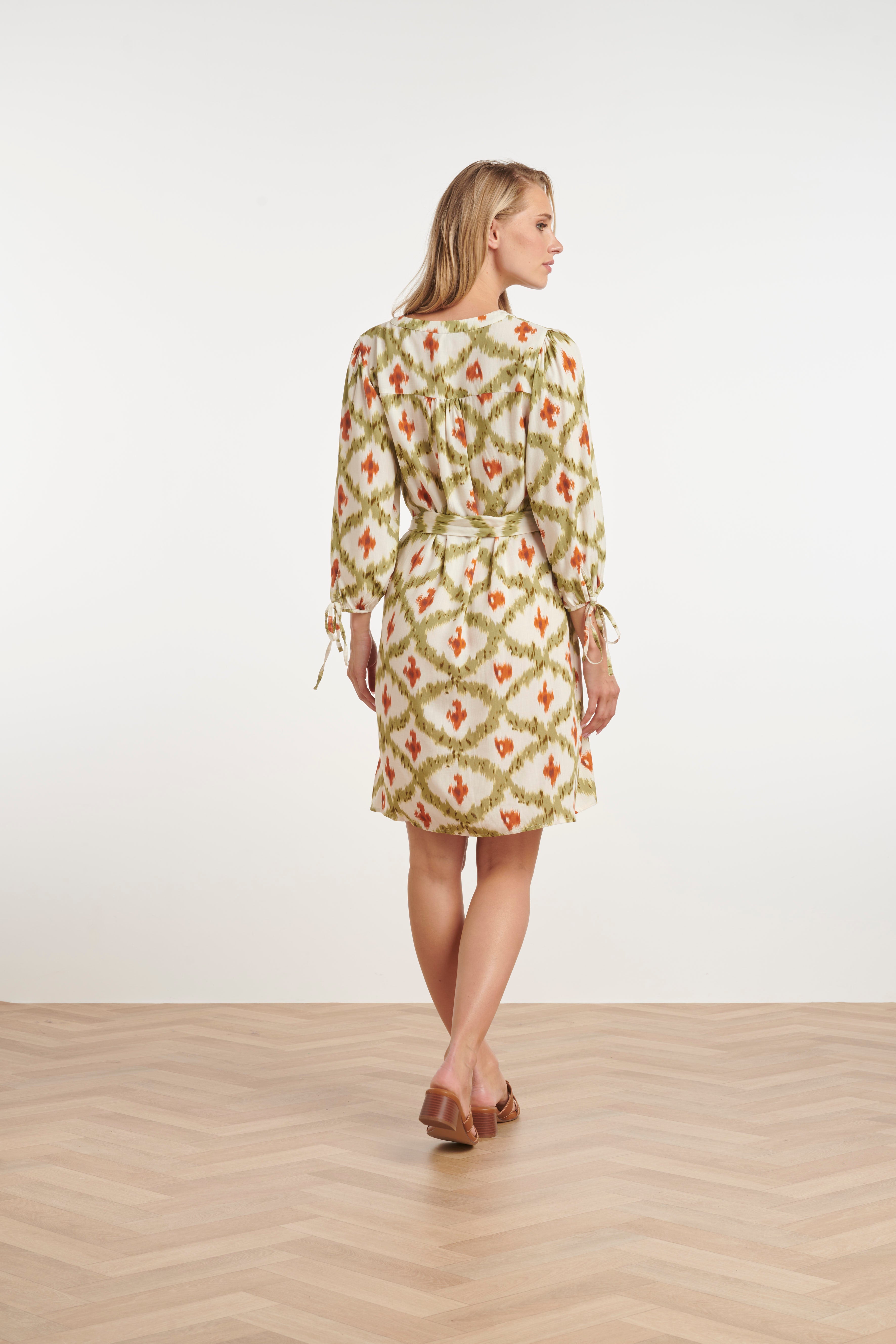 25355, Jurken | Off-White-Multicolour