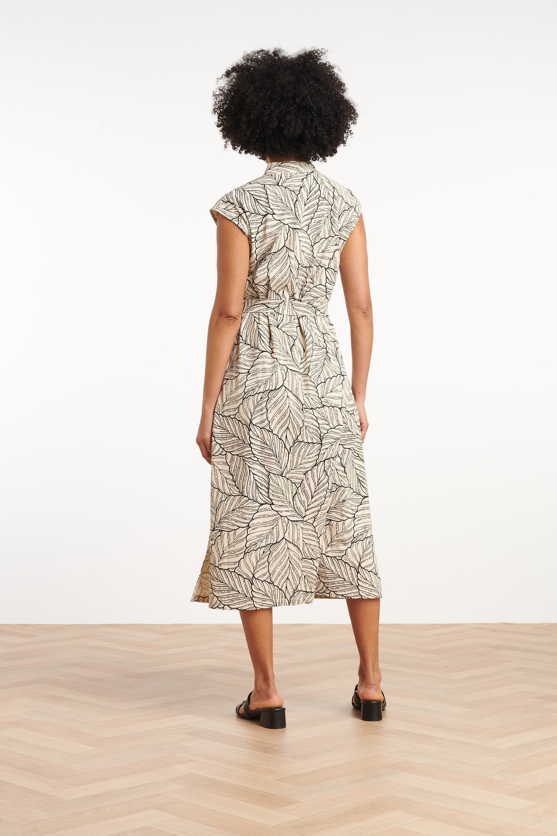 25392, Vestjes | Sand-Black