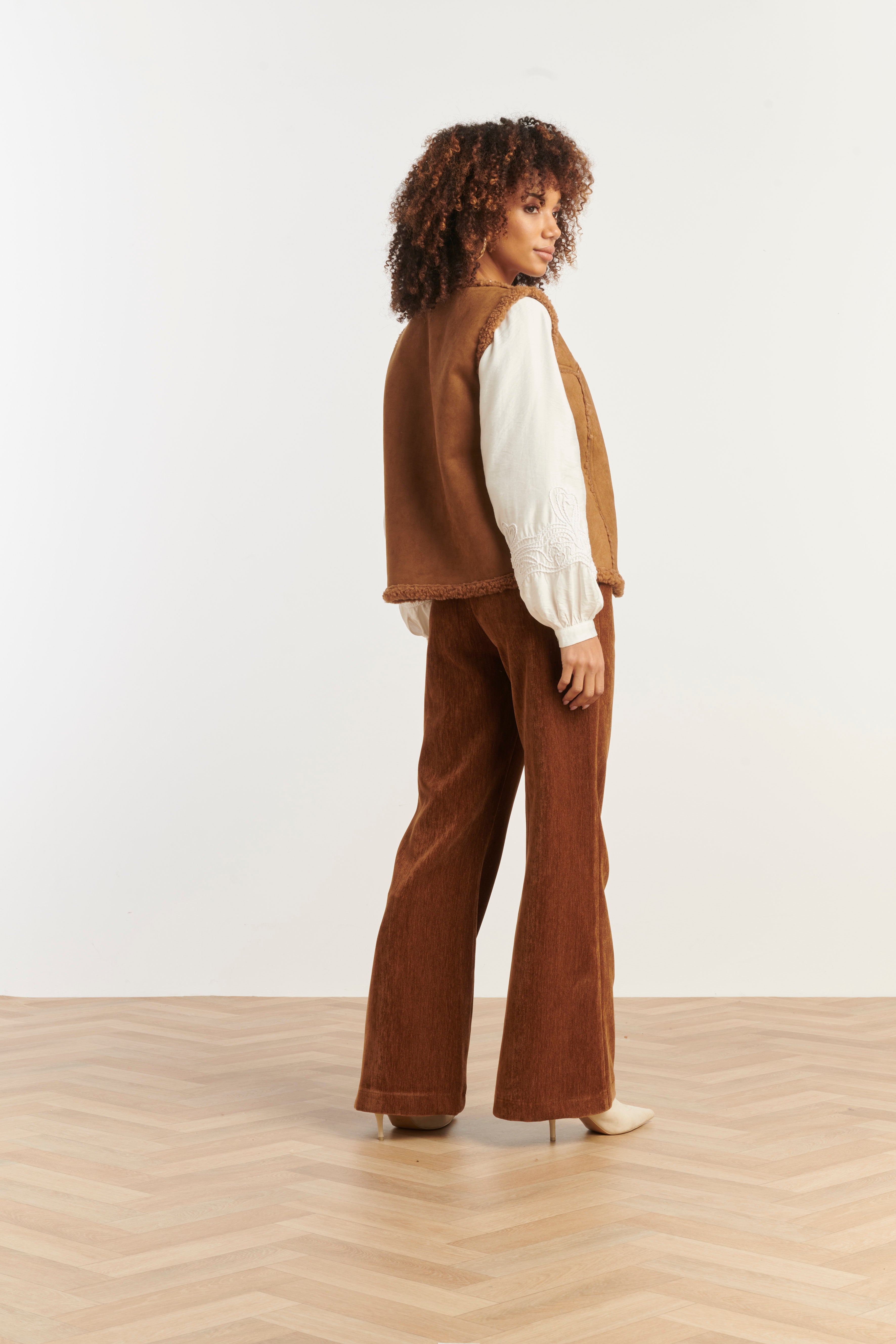 25619 Smashed Lemon Dameslammy Gilet | Cognac